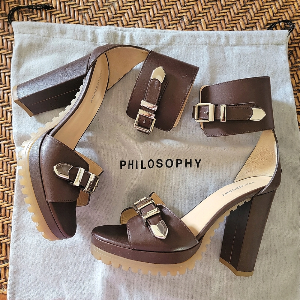 Philosophy di Lorenzo Serafini